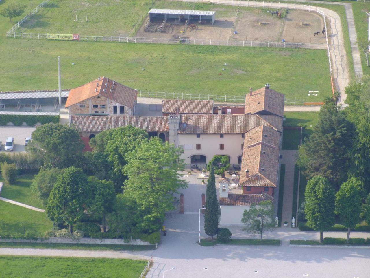 קודרויפו Agriturismo Al Casale מראה חיצוני תמונה